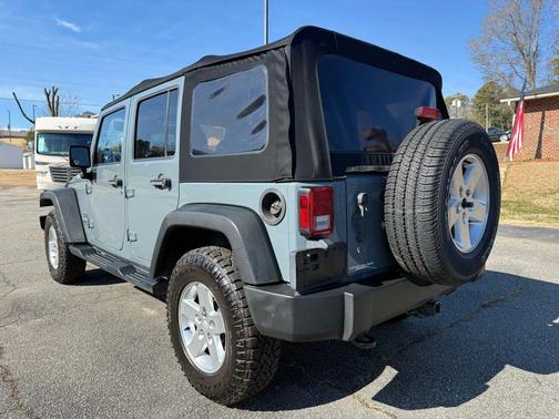 2015 Jeep Wrangler Unlimited Sport