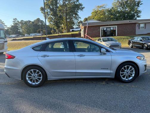 2019 Ford Fusion Hybrid SEL