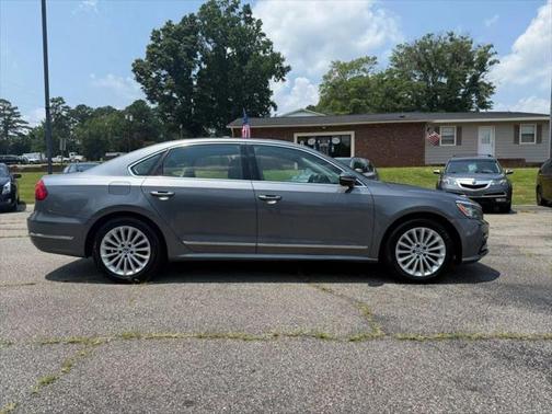 2016 Volkswagen Passat 1.8T SE