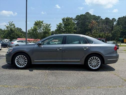 2016 Volkswagen Passat 1.8T SE
