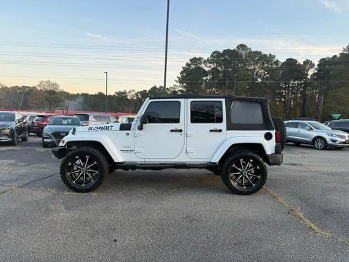 2012 Jeep Wrangler Unlimited Sahara