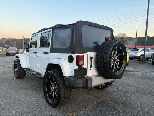 2012 Jeep Wrangler Unlimited Sahara