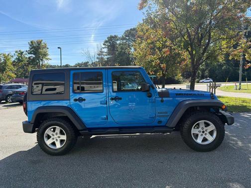 2016 Jeep Wrangler Unlimited Sport