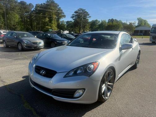 Silverstone Metallic 2010 Hyundai Genesis Coupe 3.8 Track