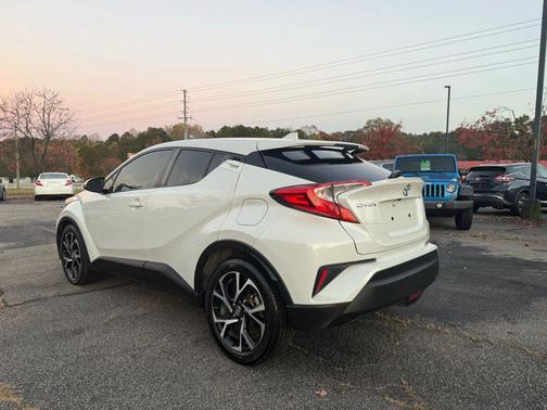 2018 Toyota C-HR XLE Premium