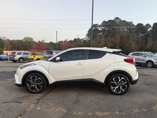 2018 Toyota C-HR XLE Premium