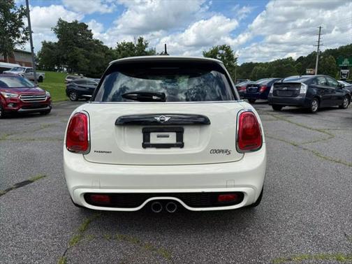 2016 MINI Hardtop Cooper S
