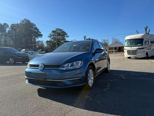 2018 Volkswagen Golf SportWagen TSI S