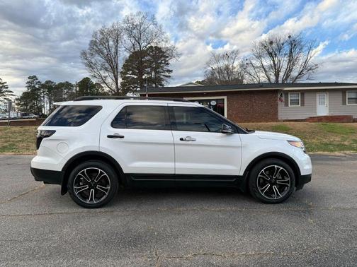 2014 Ford Explorer Sport