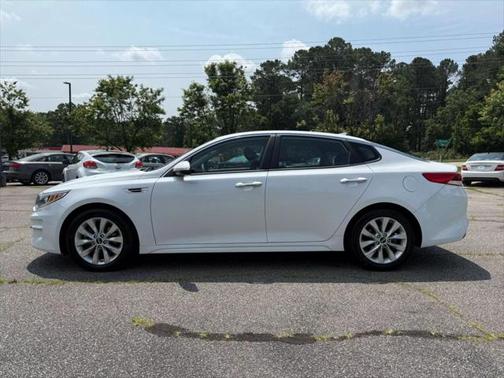 2017 Kia Optima LX