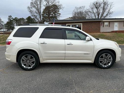 2011 GMC Acadia Denali