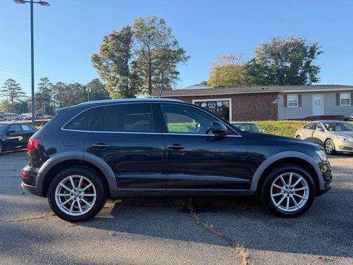 2017 Audi Q5 2.0T Premium Plus