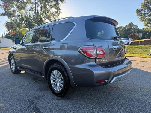 2017 Nissan Armada SV