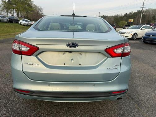 2014 Ford Fusion Hybrid SE