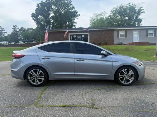 Shale Gray Metallic 2017 Hyundai ELANTRA Limited