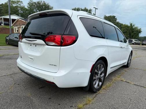 2018 Chrysler Pacifica Limited