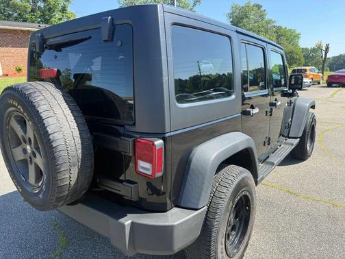 Black Clearcoat 2017 Jeep Wrangler Unlimited Sport
