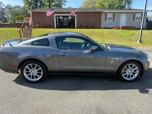 2011 Ford Mustang V6 Premium