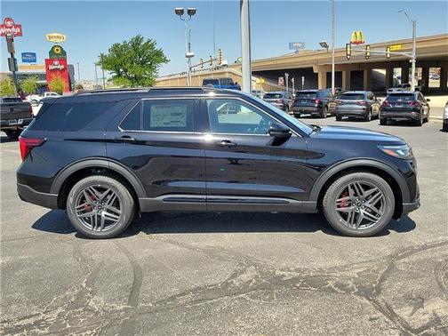 Agate Black 2026 Ford Explorer ST