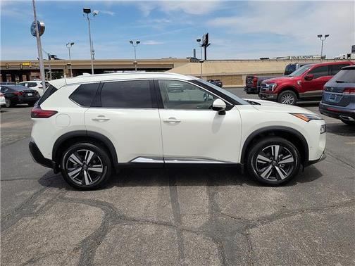 White 2023 Nissan Rogue Platinum