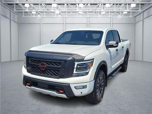2024 Nissan Titan PRO-4X
