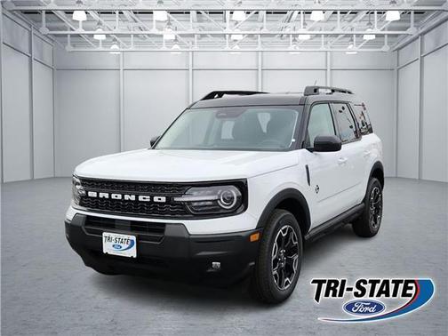 Oxford White 2025 Ford Bronco Sport Outer Banks SUV