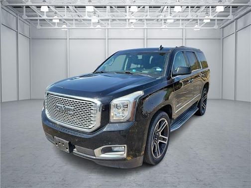 Black 2016 GMC Yukon Denali