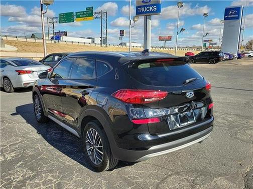 2021 Hyundai TUCSON SEL