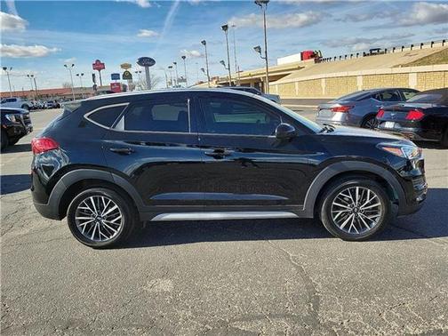 2021 Hyundai TUCSON SEL