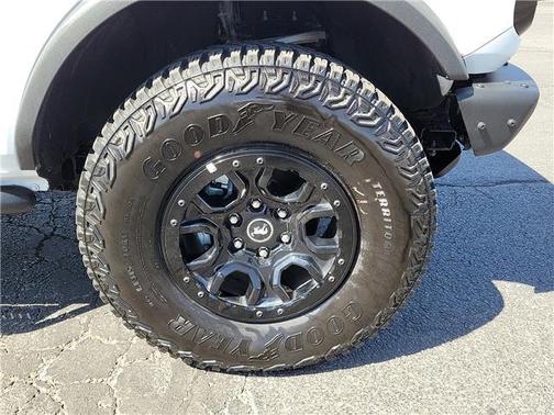 Oxford White 2024 Ford Bronco Wildtrak