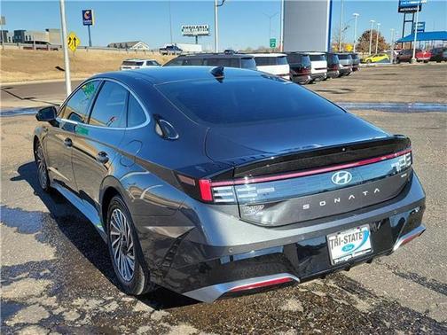 2024 Hyundai SONATA Hybrid Limited