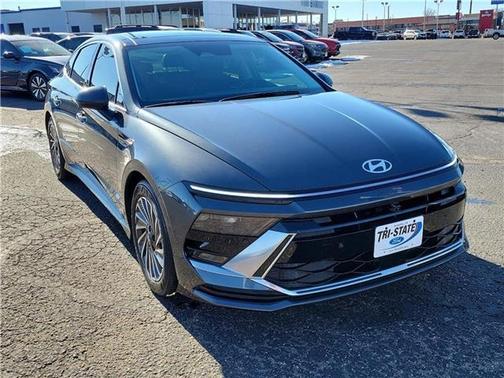 2024 Hyundai SONATA Hybrid Limited