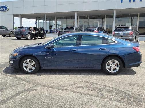 2022 Chevrolet Malibu LT