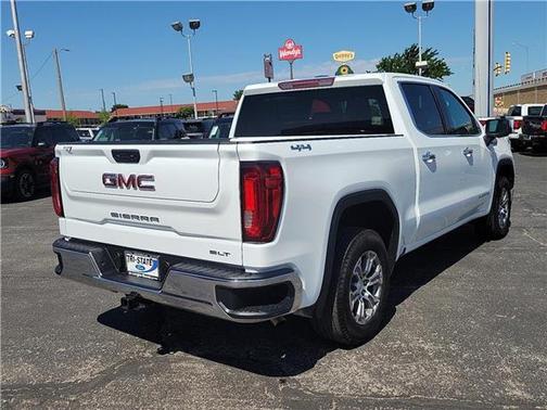 2024 GMC Sierra 1500 SLT