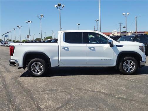 2024 GMC Sierra 1500 SLT