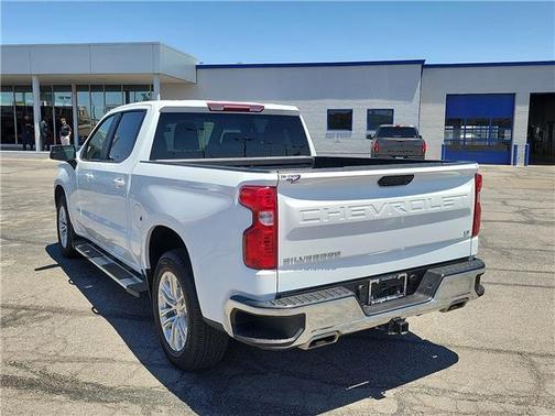Summit White 2025 Chevrolet Silverado 1500 LT