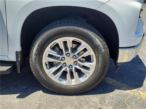 Summit White 2025 Chevrolet Silverado 1500 LT