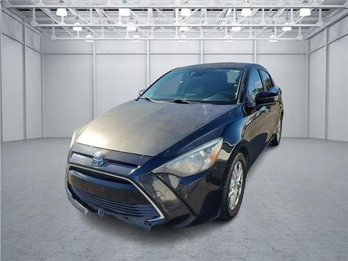 2017 Toyota Yaris iA Base