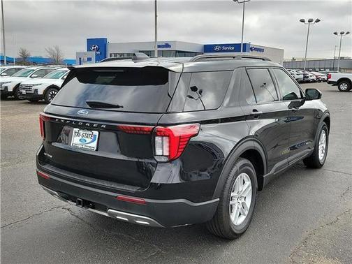 Agate Black 2026 Ford Explorer Active