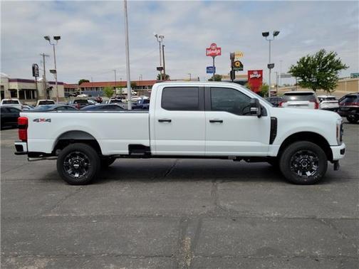 Oxford White 2026 Ford F-350