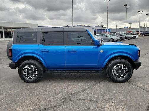 Velocity Blue 2024 Ford Bronco Outer Banks