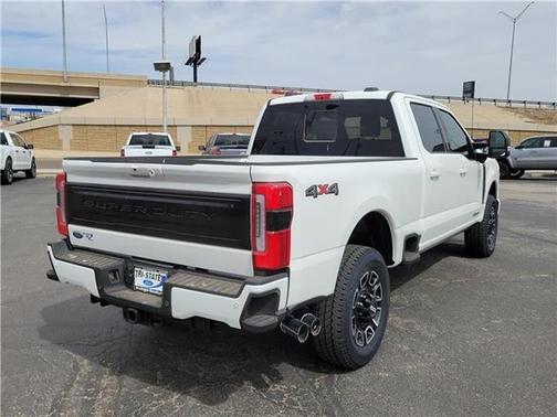 2025 Ford F-350 Platinum