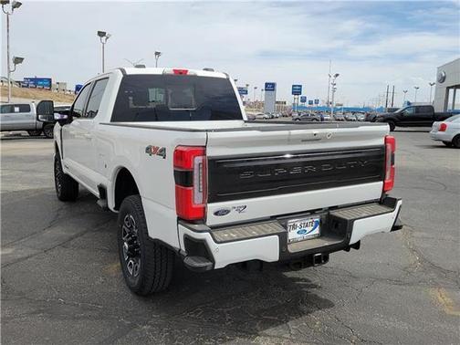 2025 Ford F-350 Platinum