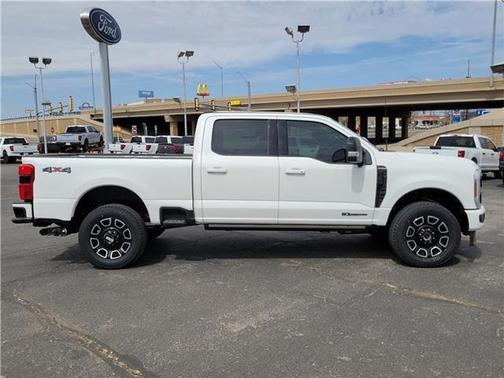 2025 Ford F-350 Platinum