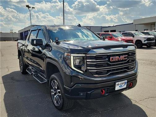 2022 GMC Sierra 1500 AT4