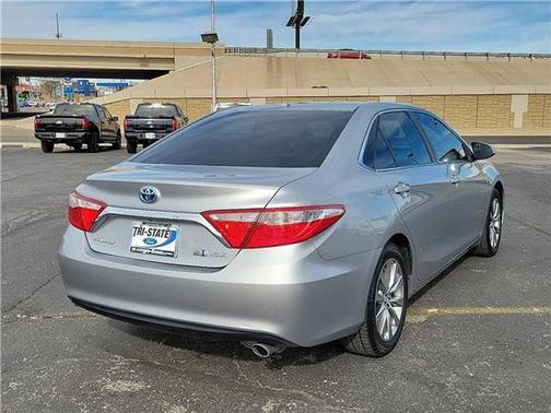 2017 Toyota Camry Hybrid XLE