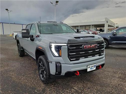 2024 GMC Sierra 2500 AT4