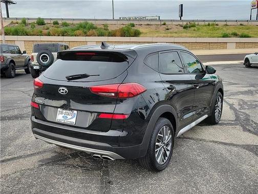 2021 Hyundai TUCSON SEL
