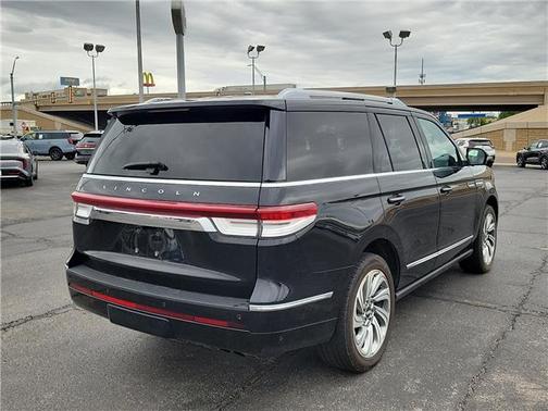 Black 2023 Lincoln Navigator Reserve