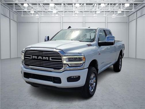 Bright White Clearcoat 2024 RAM 2500 Laramie